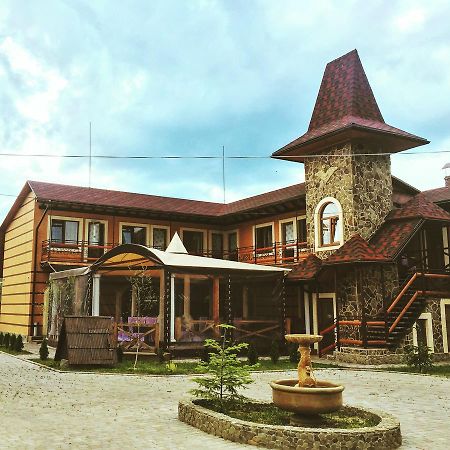 Minihotel Zolotoe Runo Ploskoye ภายนอก รูปภาพ