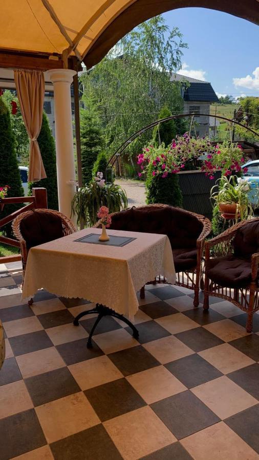 Minihotel Zolotoe Runo Ploskoye ภายนอก รูปภาพ
