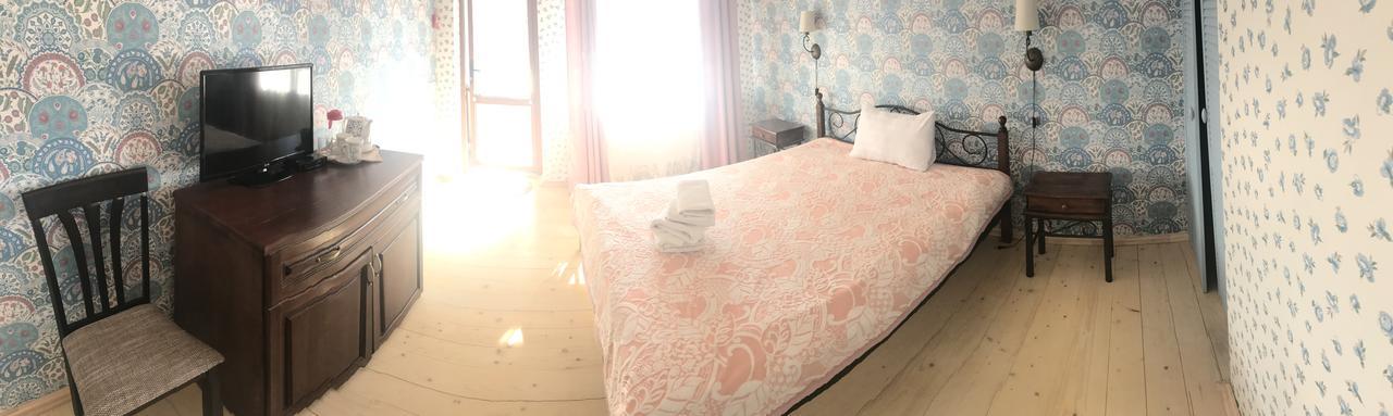 Minihotel Zolotoe Runo Ploskoye ภายนอก รูปภาพ
