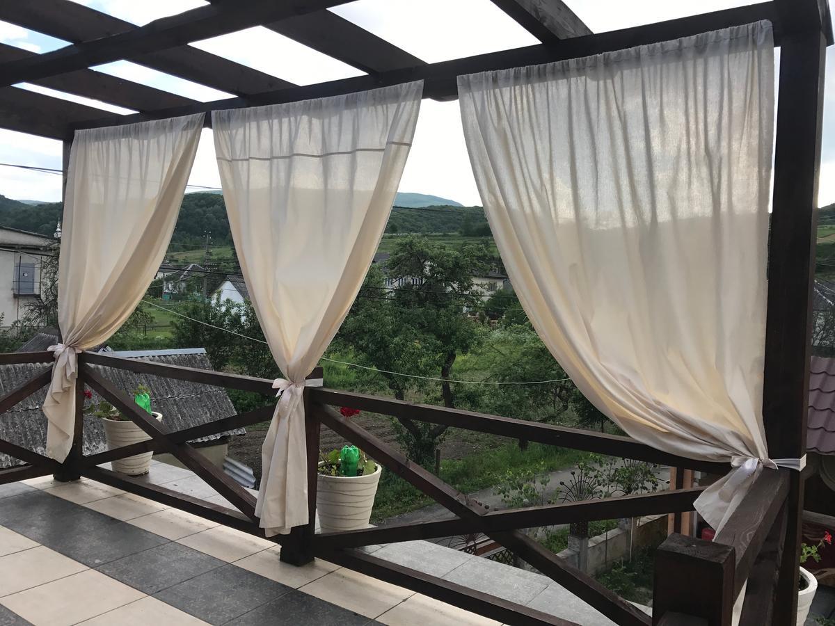 Minihotel Zolotoe Runo Ploskoye ภายนอก รูปภาพ